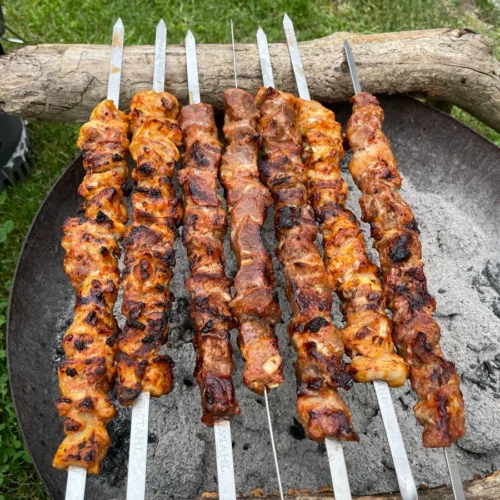 zartes Hähnchen Schaschlik